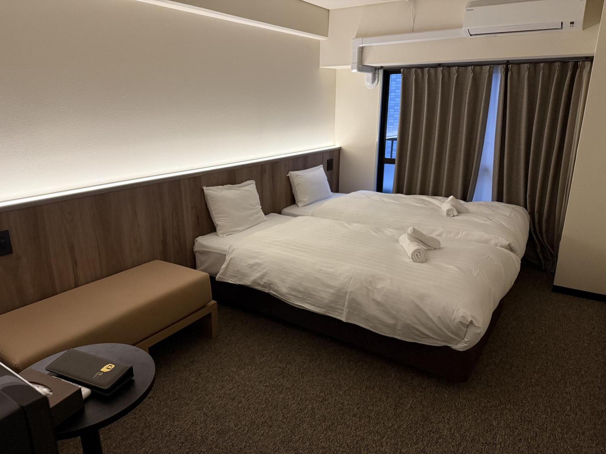 Lite House Shinsaibashi IV Hotel Osaka Exterior photo